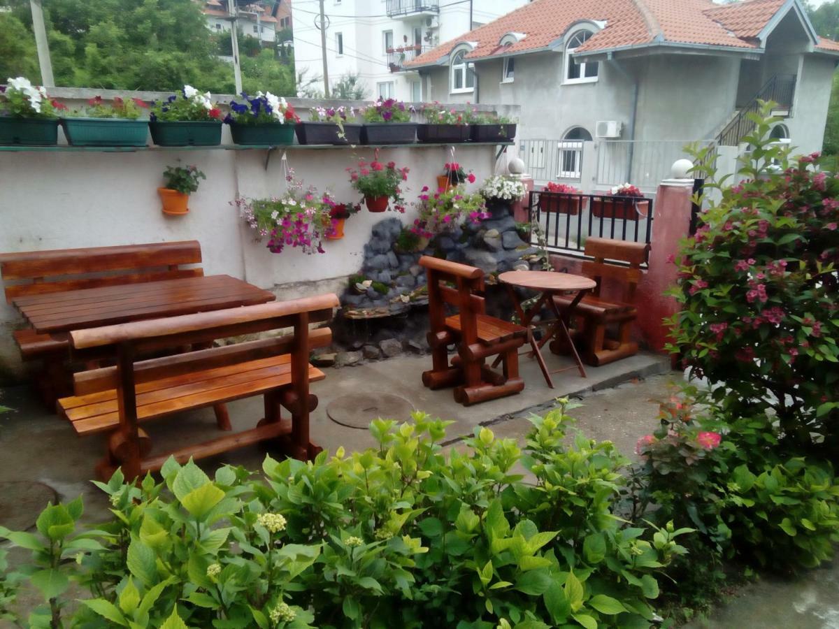 בלגרד Guest House Mirijevski Konak מראה חיצוני תמונה