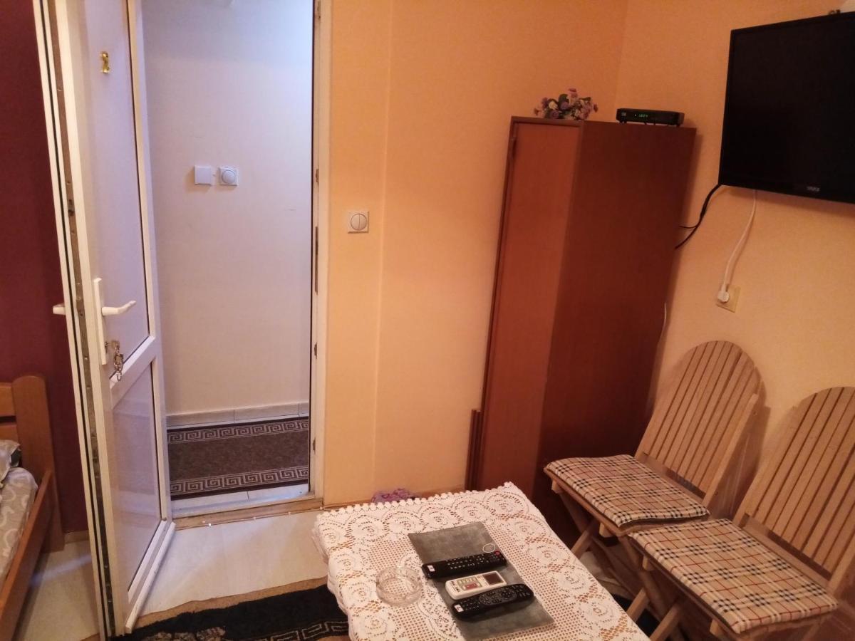 בלגרד Guest House Mirijevski Konak מראה חיצוני תמונה